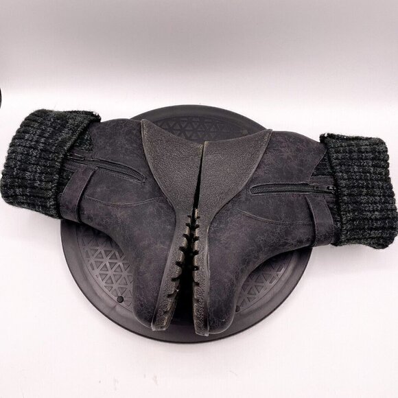 MUK LUKS WOMENS GEORGIA Knit Distressed Wedge BUCKLE STRAP ANKLE BOOTS Size 7 - Picture 4 of 11